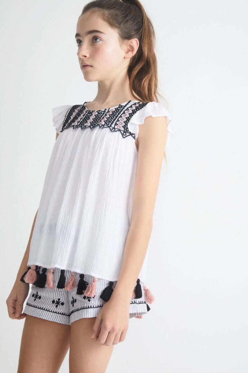 Tricou alb cu broderie si franjuri Petit Bazar - imagine 2