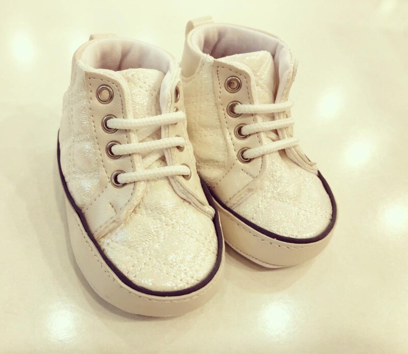 Sneakers ivory lucioși