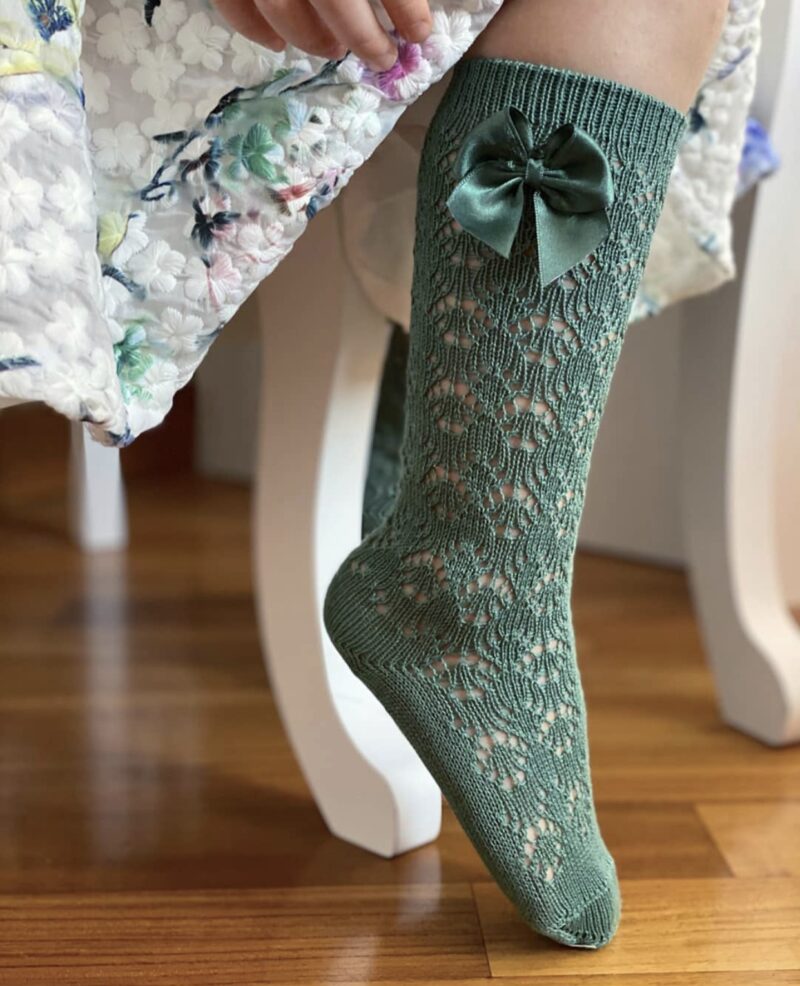 Șosete verde închis din tricot cu fundiță Condor (lungi)