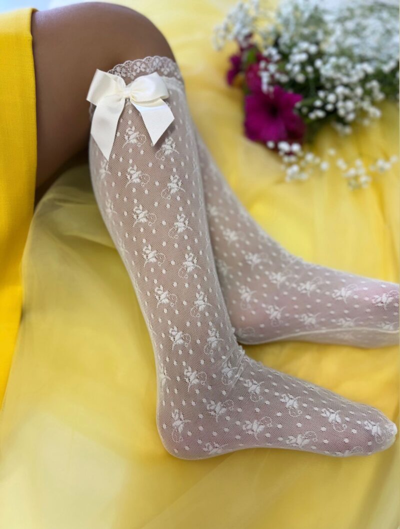 Sosete ivory,lungi,din dantela,cu funda din satin,Condor