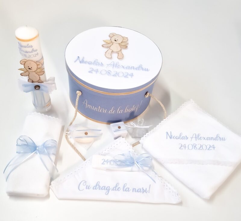 Trusou botez si lumanare ,ursulet - imagine 2