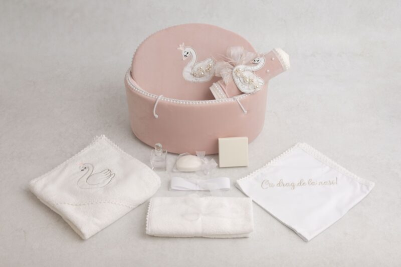 Trusou botez si lumanare, lebada - imagine 2